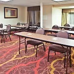 Hampton Inn Columbus-East 