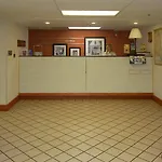 Hampton Inn Columbus-East 